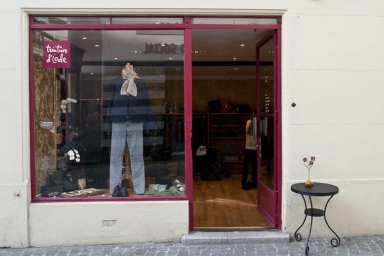 Boutique Teinture dIode 1 768x511