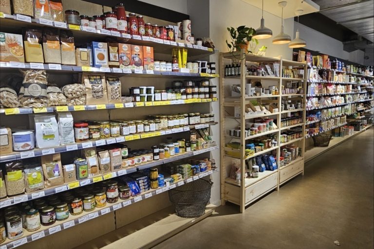 LAuthentique 2 768x511