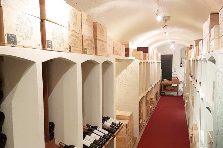 Oenotheque La Licorne Bolle Cie S.A. 3 768x511